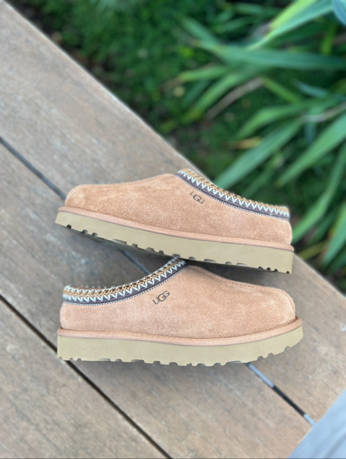 UGG Tasman Chestnut