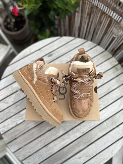 UGG Lowmel Chestnut