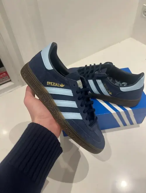 Adidas Handball Spezial Collegiate Navy / Clear Sky / Gum