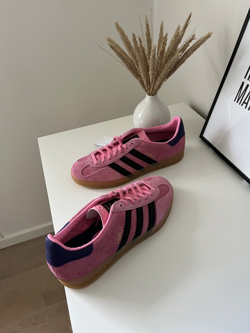 Adidas Gazelle Bliss Pink / Core Black / Collegiate Purple