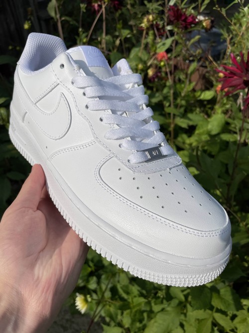 Nike Air Force 1 Triple White