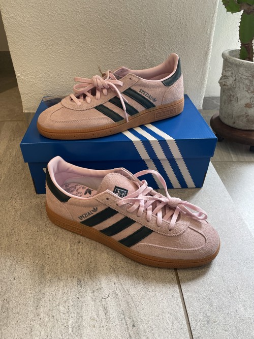 Adidas Handball Spezial Clear Pink / Arctic Night / Gum