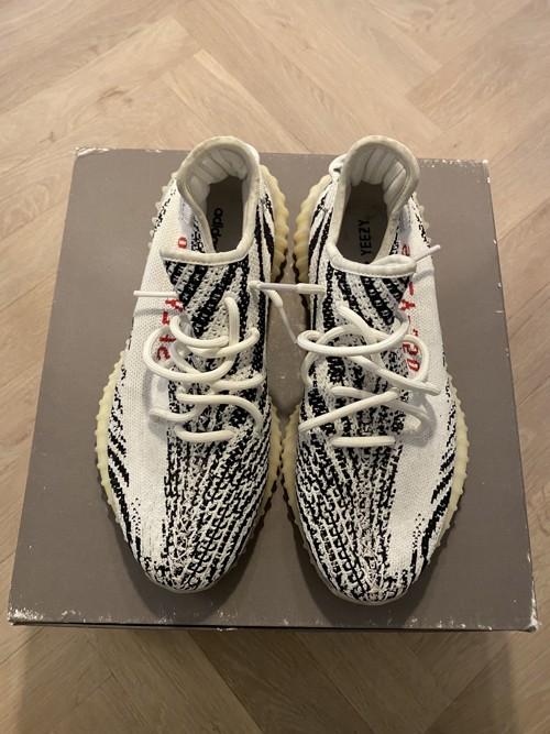 Yeezy Sneakers