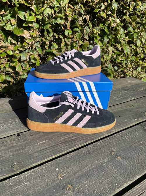 Adidas Handball Spezial Core Black / Clear Pink / Gum