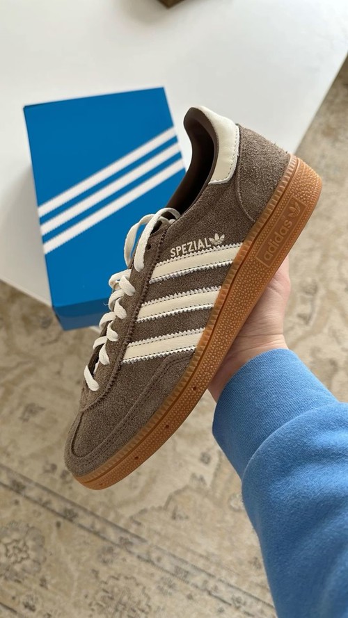 Adidas Handball Spezial Earth Strata / Off White / Gum