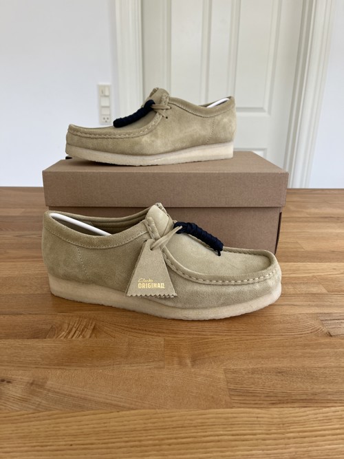 Clarks Wallabee Maple Suede