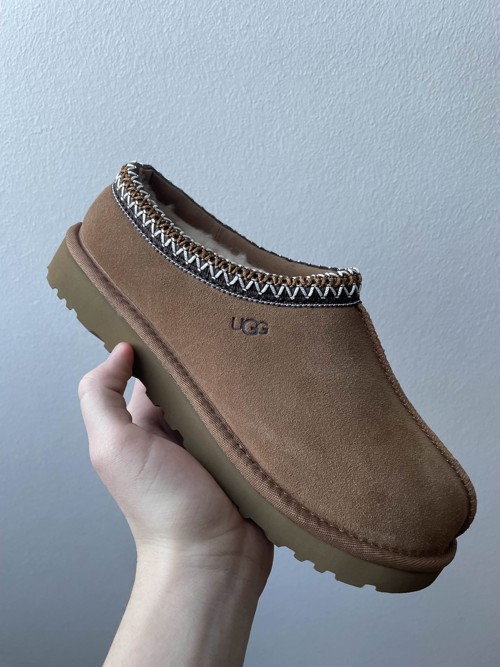 UGG Tasman Chestnut