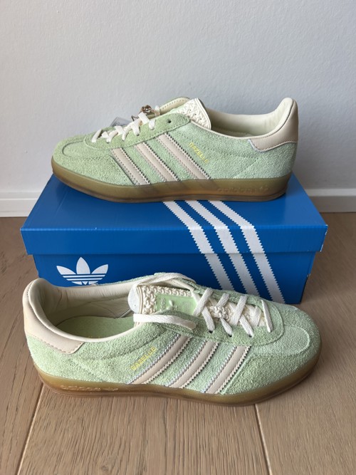 Adidas Gazelle Semi Green Spark / Almost Yellow / Cream White