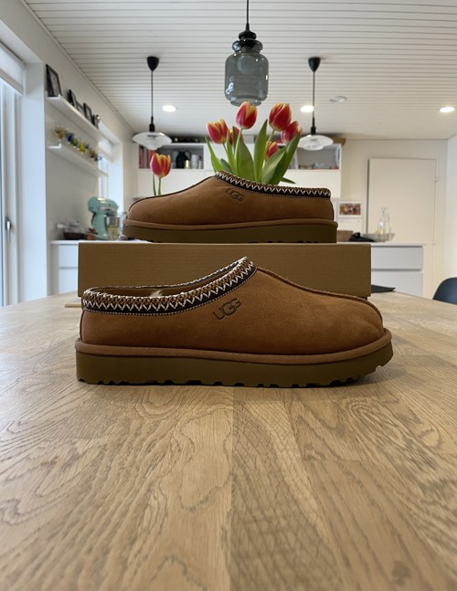 UGG Tasman Chestnut