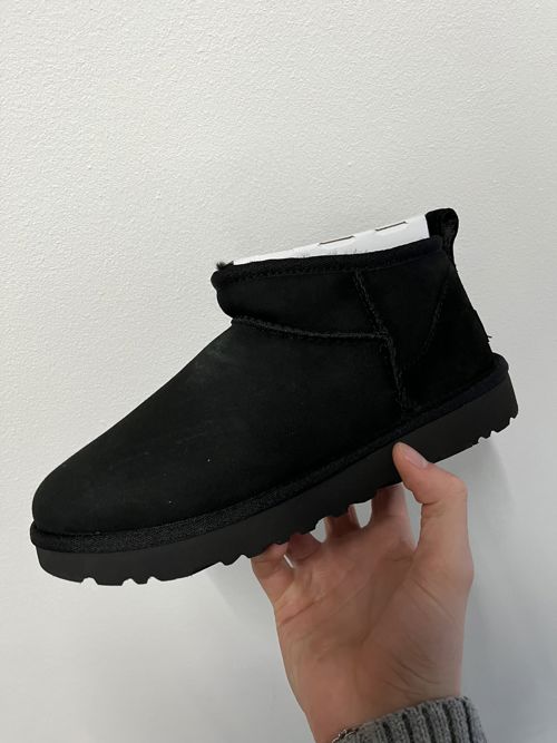 UGG Ultra Mini / Mini Boot Black