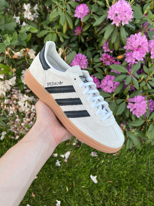 Adidas Handball Spezial Aluminium / Core Black / Cloud White