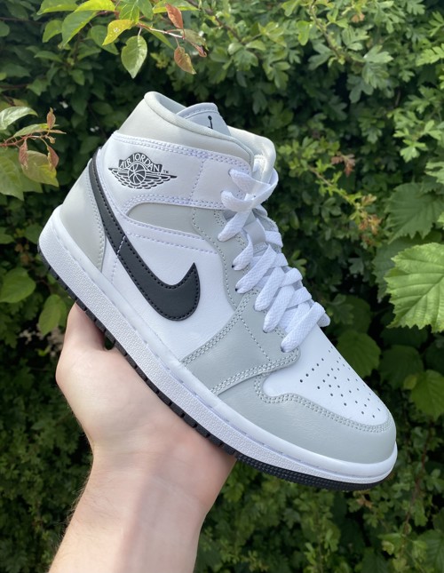 Nike Air Jordan 1 Mid Light Smoke Grey