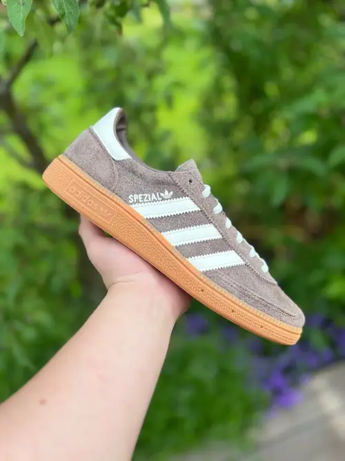 Adidas Handball Spezial Earth Strata / Off White / Gum