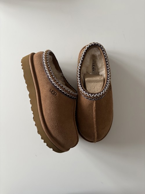 UGG Tasman Chestnut