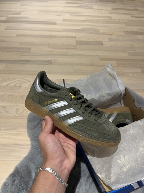 Adidas Handball Spezial Olive Strata / Silver Metalic / Super Yellow