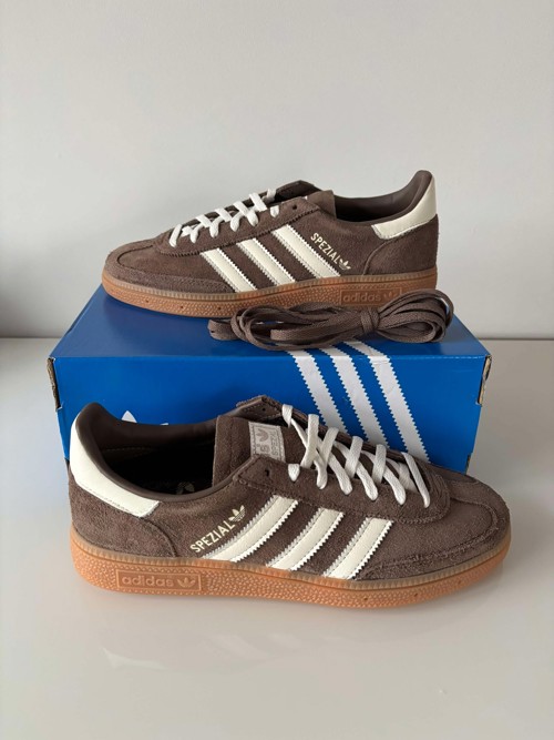 Adidas Handball Spezial Earth Strata / Off White / Gum