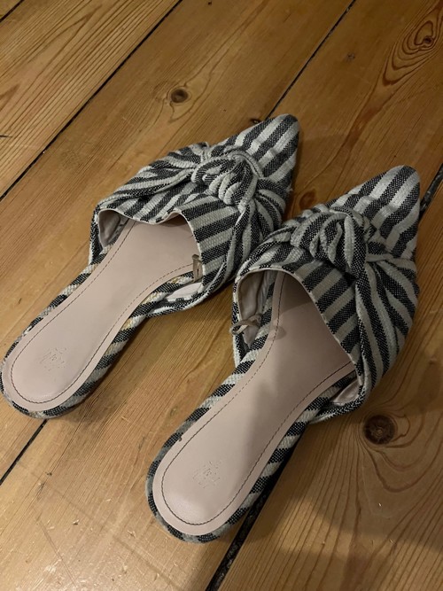 H&M Flats