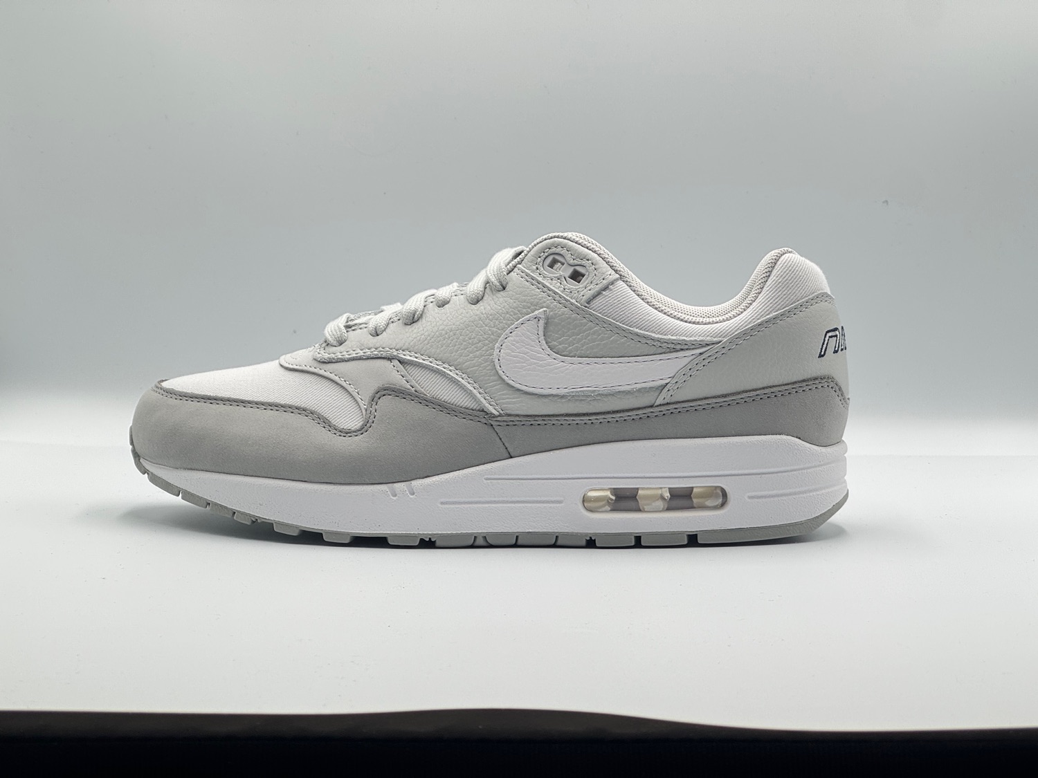 Nike Air Max 1 Light Smoke Grey