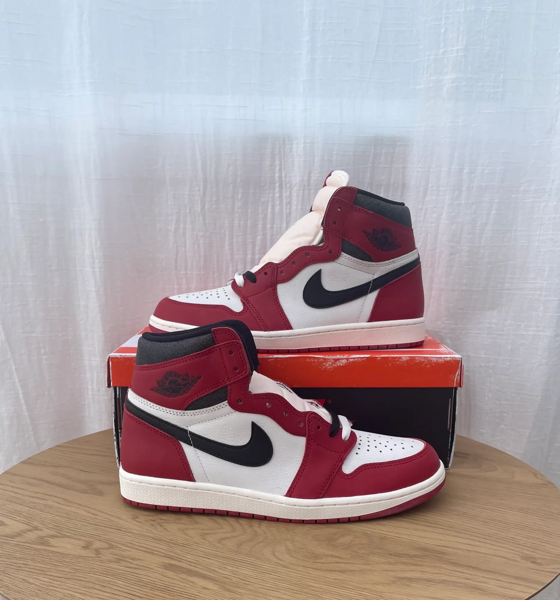 Nike Air Jordan 1 High Chicago Lost and Found