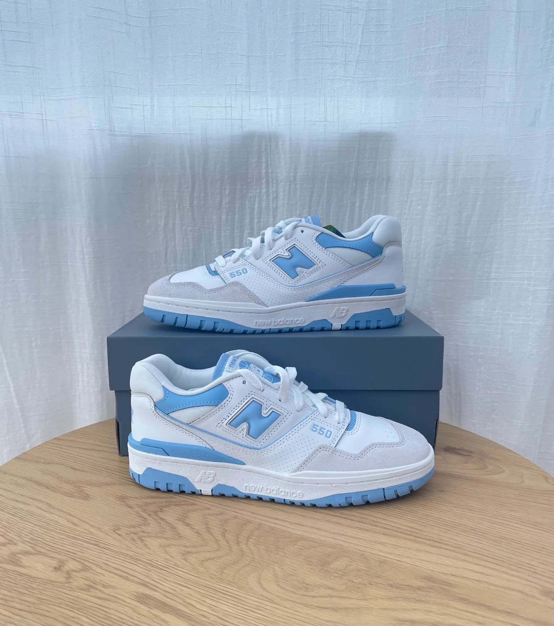 New Balance 550 UNC / White