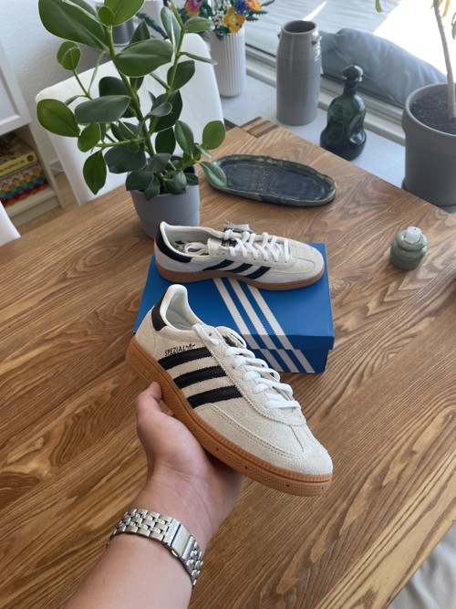 Adidas Handball Spezial Aluminium / Core Black / Cloud White