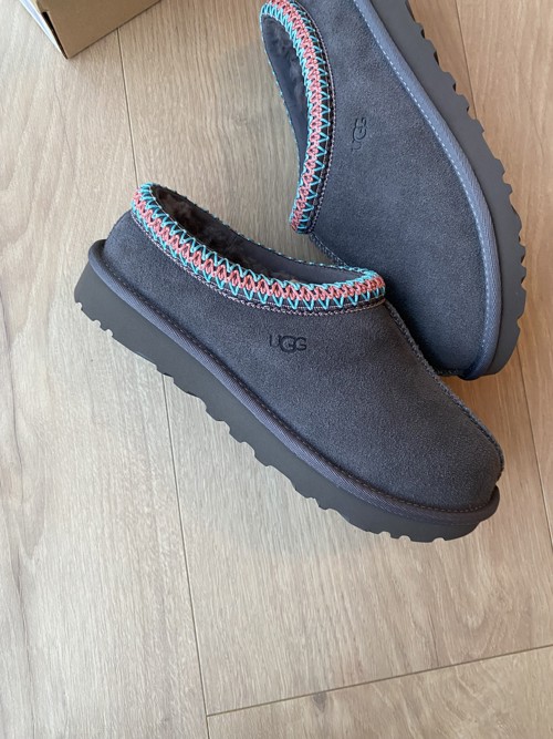 UGG Tasman Dark Grey