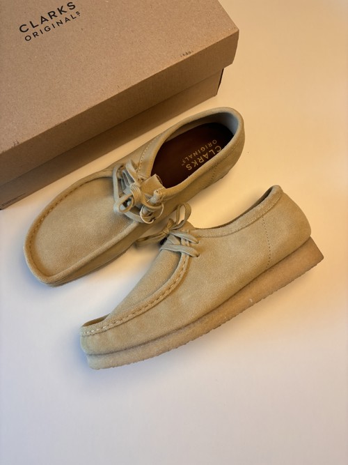 Clarks Wallabee Maple Suede