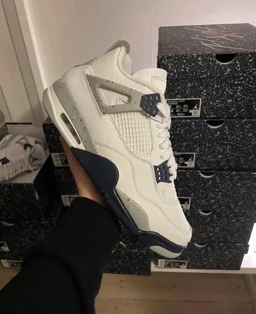 Nike Air Jordan 4 Midnight Navy