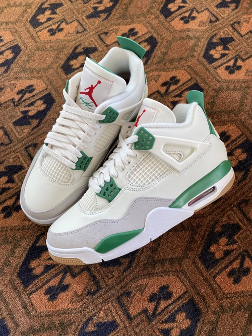 Nike Air Jordan 4 SB Pine Green