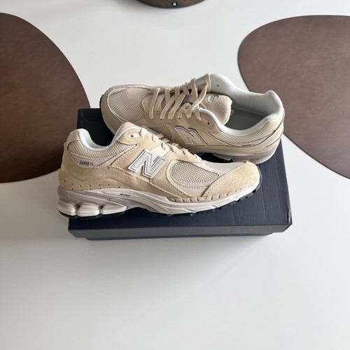 New Balance 2002R Beige Silver