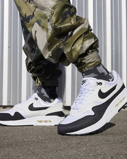 Nike Air Max 1 White Black Neutral Grey