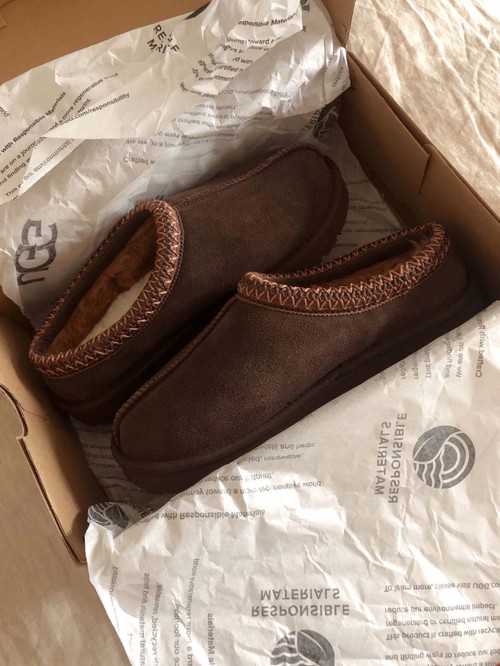 UGG Tasman Burnt Cedar