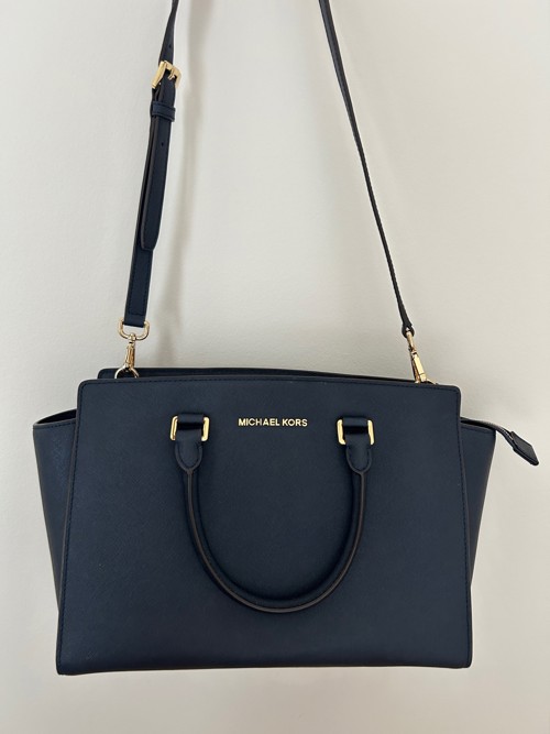 Michael Kors Skuldertasker