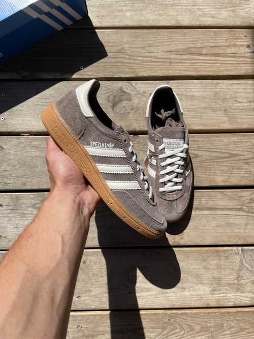 Adidas Handball Spezial Earth Strata / Off White / Gum