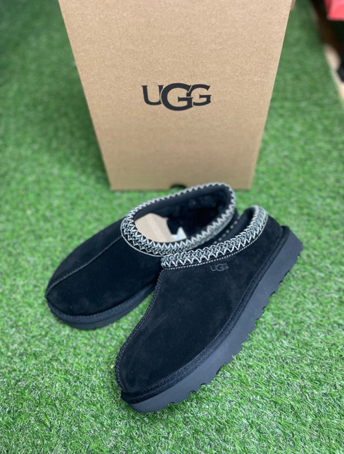 UGG Tasman Black