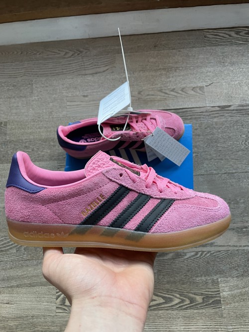 Adidas Gazelle Bliss Pink / Core Black / Collegiate Purple