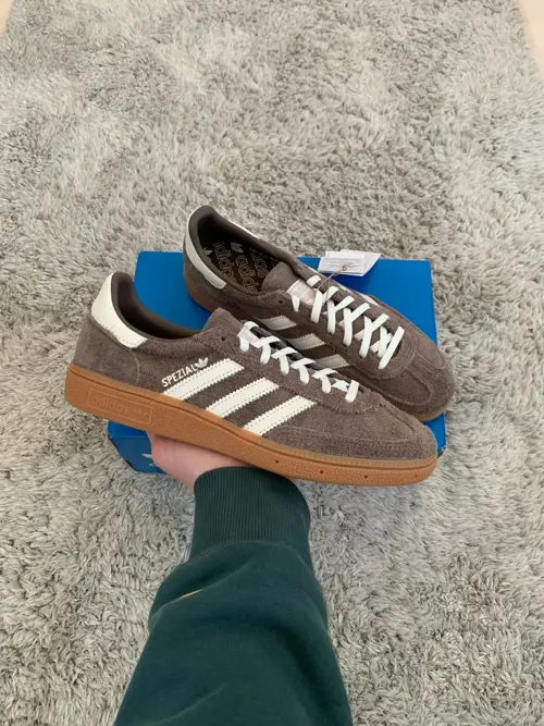 Adidas Handball Spezial Earth Strata / Off White / Gum