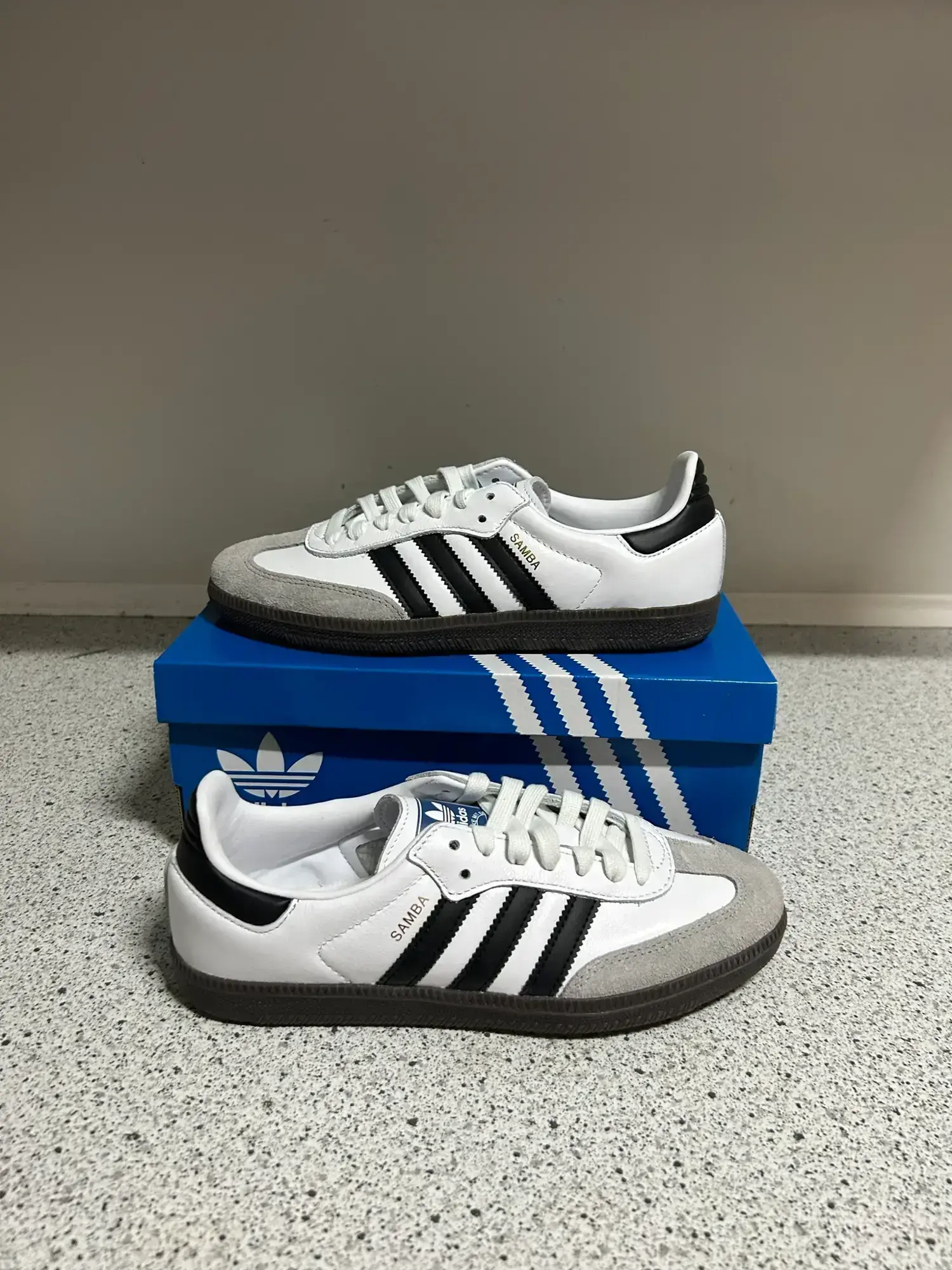 Adidas Samba OG Cloud White / Core Black / Clear Granite