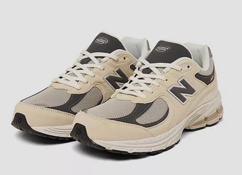 New Balance 2002R