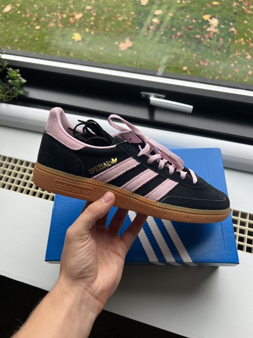 Adidas Handball Spezial Core Black / Clear Pink / Gum