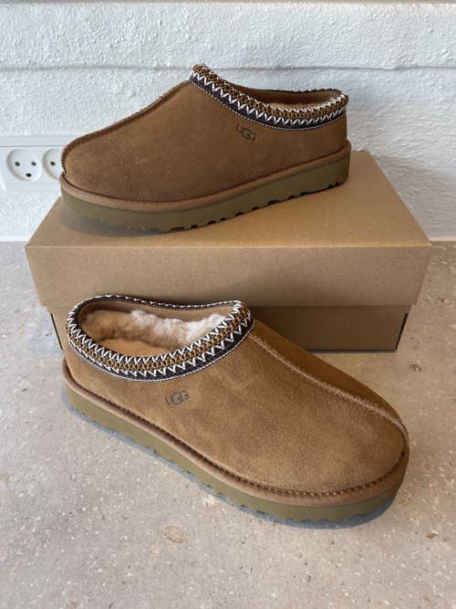 UGG Tasman Chestnut