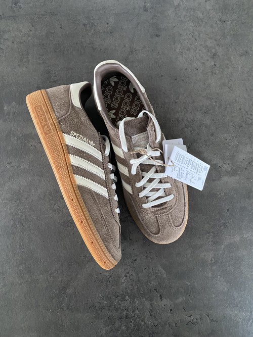 Adidas Handball Spezial Earth Strata / Off White / Gum