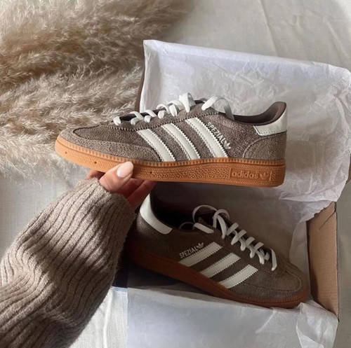 Adidas Handball Spezial Earth Strata / Off White / Gum