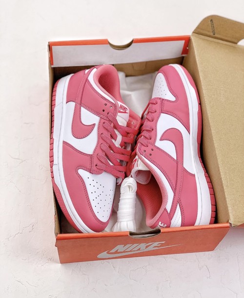 Nike Dunk Low Archeo Pink