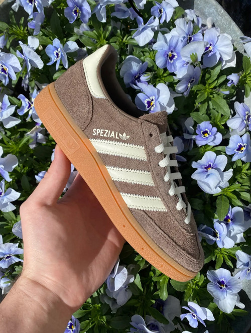 Adidas Handball Spezial Earth Strata / Off White / Gum