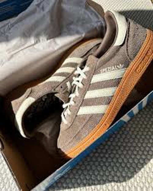 Adidas Handball Spezial Earth Strata / Off White / Gum