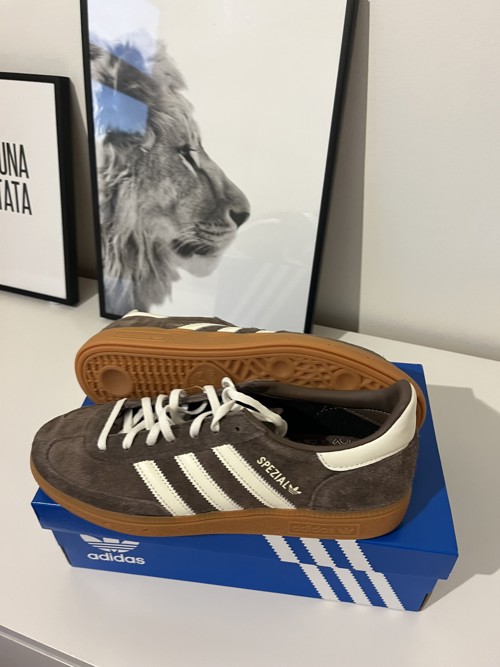 Adidas Handball Spezial Earth Strata / Off White / Gum