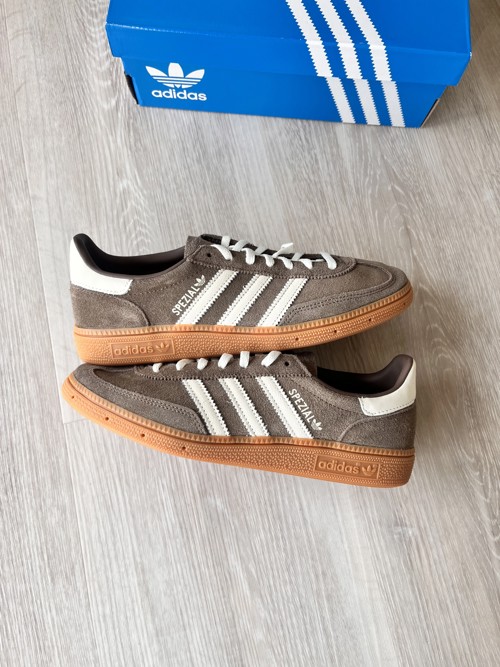 Adidas Handball Spezial Earth Strata / Off White / Gum