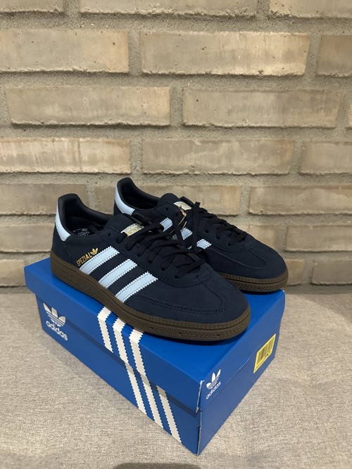 Adidas Handball Spezial Collegiate Navy / Clear Sky / Gum