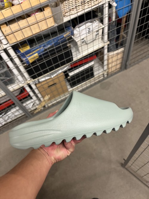 Yeezy Slide